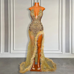 Gouden mouwloze zeemeermin prom -jurk met pailletten Hoge spleet en veren Beadings