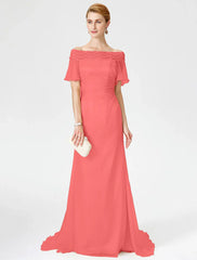 Sheath / Column Mother of the Bride Dress Elegant Off Shoulder Sweep / Brush Train Chiffon Lace Short Sleeve with Pleats