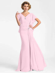 Mermaid / Trumpet Mother of the Bride Dress Vintage Inspired V Neck Floor Length Chiffon Short Sleeve with Beading Side Draping Crystal Brooch