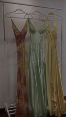 Pretty Mermaid V Neckline Satin Yellow Long Prom Dresses Formal Evening Dresses SD2709
