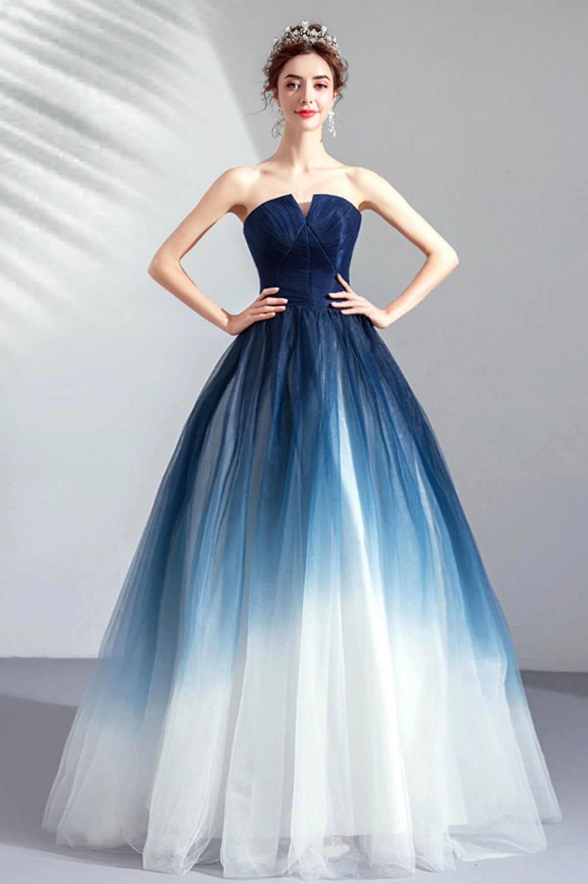 Blue Gradient Tulle Long Party Dresses, A-Line Elegant Lace-Up Prom Dresses