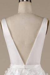 Aimishang Ivory A-Line V-Neck Wedding Dress with 3D Flowers