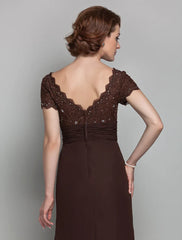 Sheath / Column Mother of the Bride Dress Vintage Inspired Scalloped Neckline V Neck Floor Length Chiffon Lace Short Sleeve with Ruched Sequin Crystal Brooch
