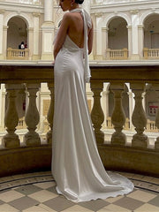Trumpet/Mermaid Halter Floor-Length Wedding Dress Open Back
