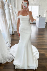 Hariklia | Elegant Mermaid Off the Shoulder Elastic Long Wedding Dresses