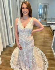 Aimishang Wedding Dress Mermaid V-Neck Court Train Zipper Back Lace With Appliques