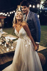 Beach Spaghetti Strap V Neck Wedding Dresses Backless Bridal Dresses