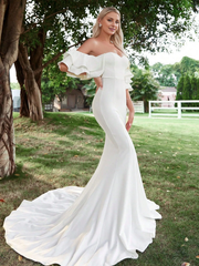 Off shoulder ruffle edge and floor length wedding dress