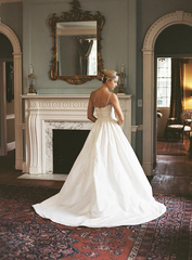 A-line Strap Lace Sleeveless Spaghetti Wedding Dress