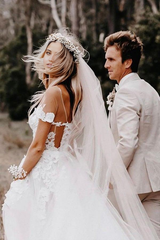 A-line Off the Shoulder White Tulle Ball Gown Wedding Dresses with Applique