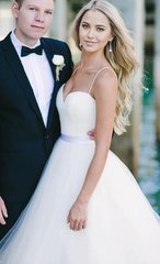 A-line Tulle Sweetheart Spaghetti Strap Ivory Wedding Dress