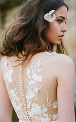 A-Line Sleeveless Illusion V-Neck Tulle Appliqued Sexy Wedding Dress