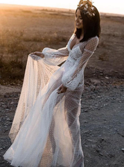 Beach A-Line V-Neck Long Sleeves Wedding Dress with Appliques