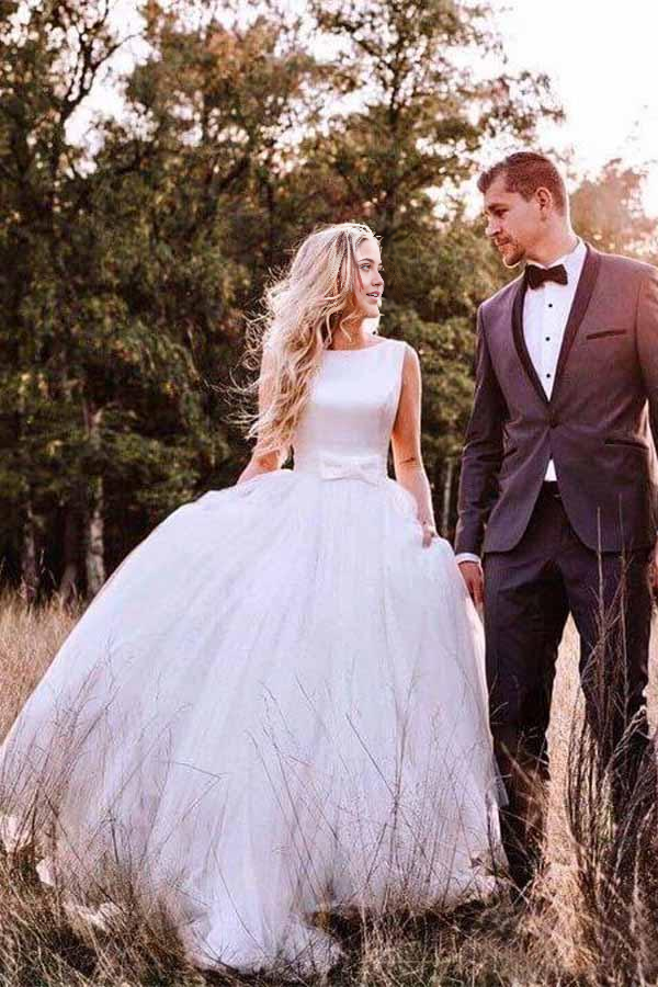 A-line Simple Ivory Tulle Backless Wedding Gowns Wedding Dress