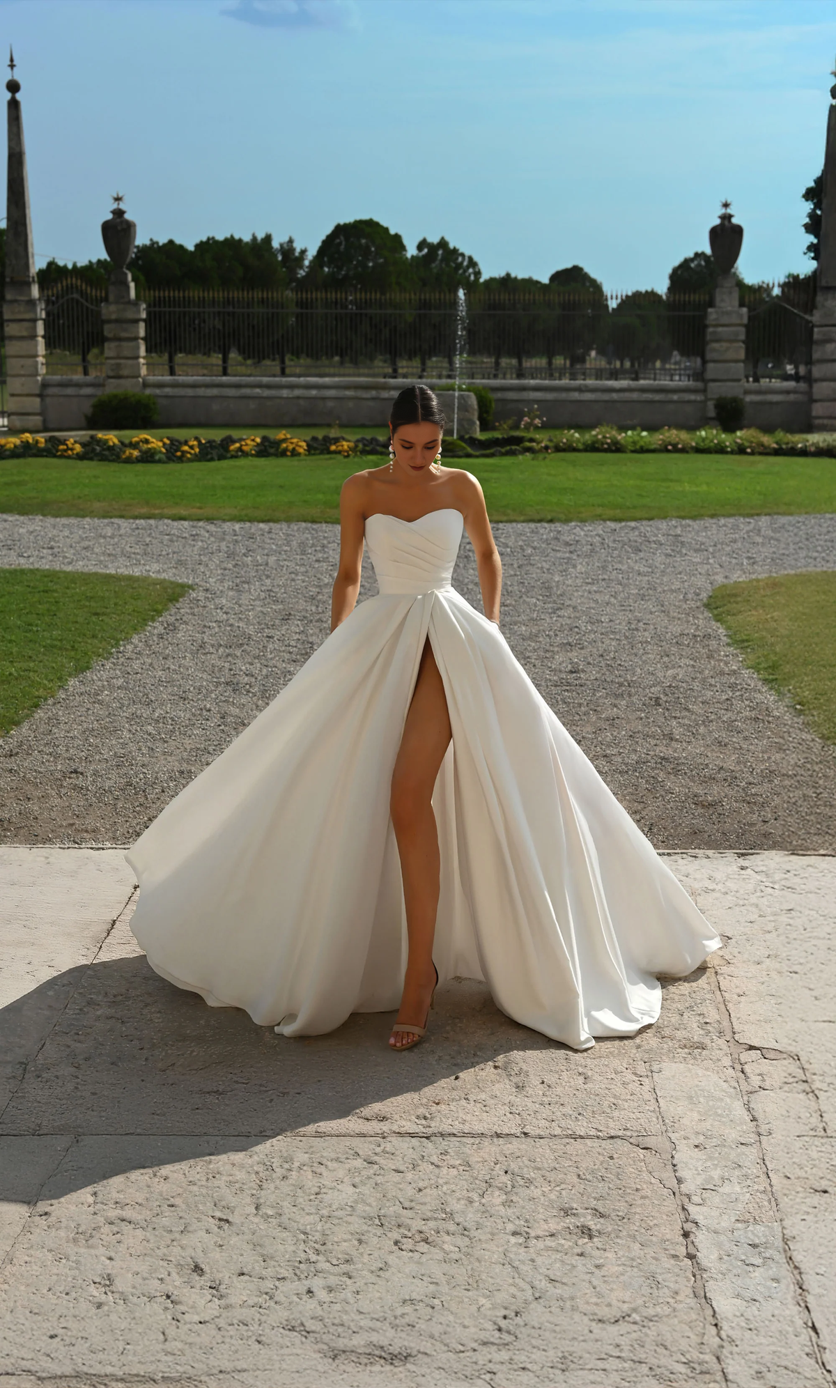 Perfect satin chicken heart collar A-line slit button wedding dresses