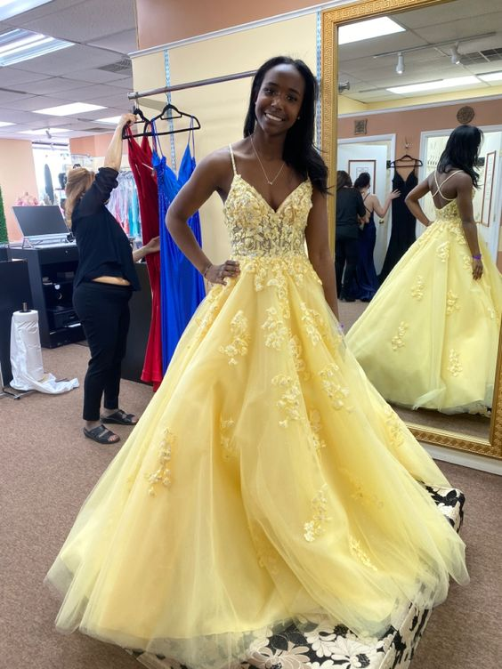 Spaghetti Straps Yellow A Line Tulle Long Prom Dresses J2623