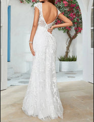 Ivory Mermaid Lace V-Neck Wedding Dress Backless Elegant Long Dress