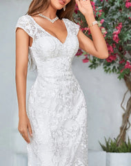 Ivory Mermaid Lace V-Neck Wedding Dress Backless Elegant Long Dress