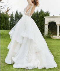 Lace Bodice Plunging V-neck Sleeveless Ruffles Wedding Dress