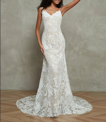 Spaghetti Straps Vintage Lace Mermaid Wedding Gowns
