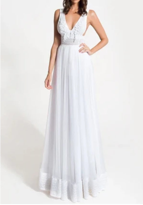 A-Line V-neck Lace Tulle Wedding Dress With Open Back And Appliques