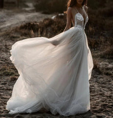 Tulle A-line Deep V-neck Backless Spaghetti Straps Wedding Dresses