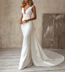 Simple Elegant Satin Mermaid Wedding Dress Detachable Bowknot