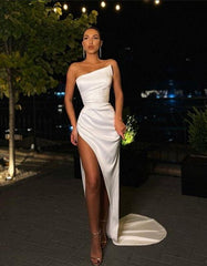 Sheath/Column Strapless Ruched Satin Sleeveless Sweep/Brush Train Long Prom Dresses