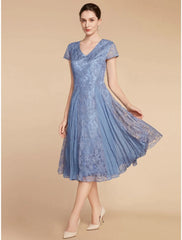 A-Line Mother of the Bride Dress Wedding Guest Elegant Petite V Neck Knee Length Chiffon Lace Short Sleeve with Ruching
