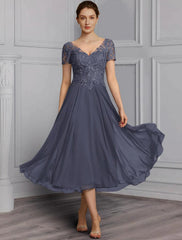 A-Line Mother of the Bride Dress Elegant Plus Size V Neck Tea Length Chiffon Lace Short Sleeve