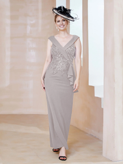 V-neck sleeveless and ground mother of the bride dress