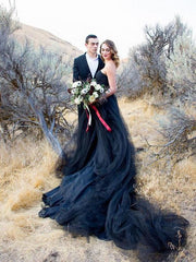 Black Wedding Dresses UK Strapless with Detachable Train