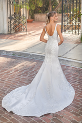 Mermaid square neckline sleeveless 3D decal backless and floor length wedding dress