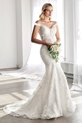 Stunning Wedding Dress Gown Sweep Train Dress with Deep Neckline Floral Accents