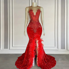 Mermaid prom -jurk met pailletten mouwloze gesplitste kralen en verenversiering