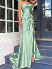 Tight fit/column without shoulder straps and ground length split prom dress