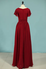 Red Chiffon V-hals gegoed A-lijn lange bruidsmeisje jurk