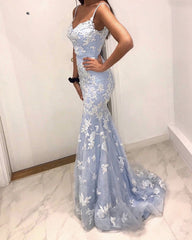 Lace Appliques Tulle V Neck Mermaid Prom Dresses