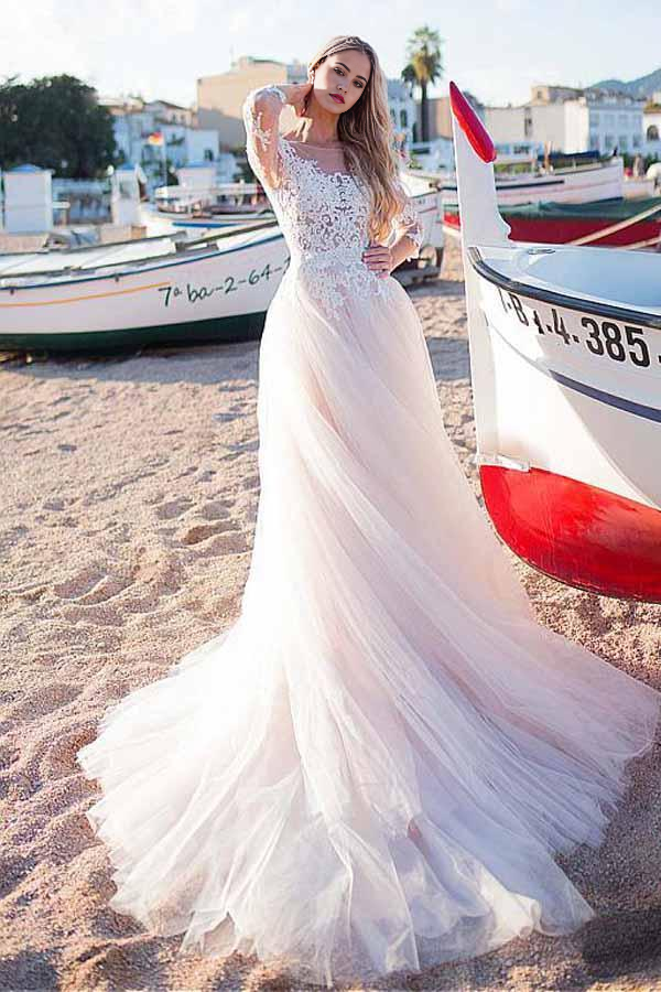 A-line Appliques Tulle Scoop Neckline Wedding Dress With Lace