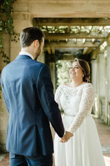 Plus Size Lace Top Ivory Chiffon Wedding Dresses with Long Sleeves