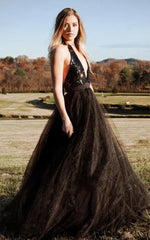 Halter Backless Sexy Tulle Sleeveless Wedding Dress with Sequins