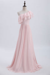 Ruffles roze een schouder Chiffon A-lijn lange bruidsmeisje jurk