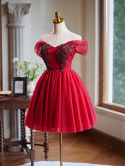 A-Line Off Shoulder V Neck Tulle Burgundy Short Prom Dress with Beads