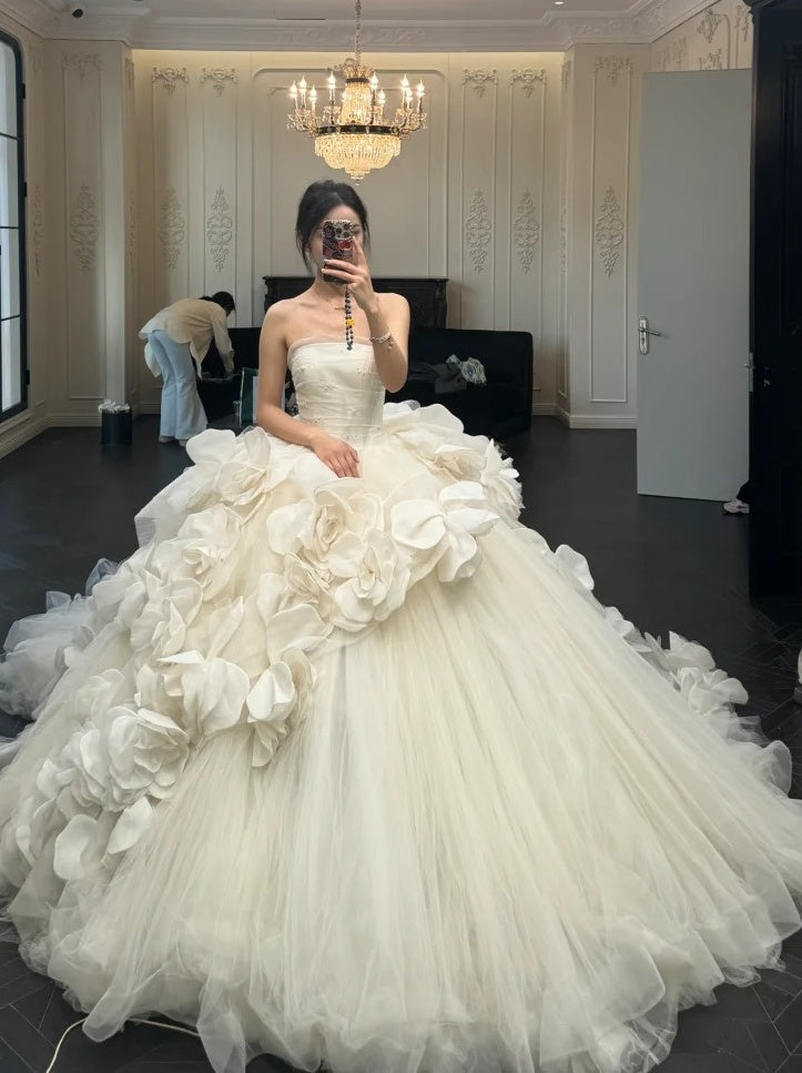 Beauty Wedding Dress Strapless Floral Pleated Tulle Wedding Dress HZ0319
