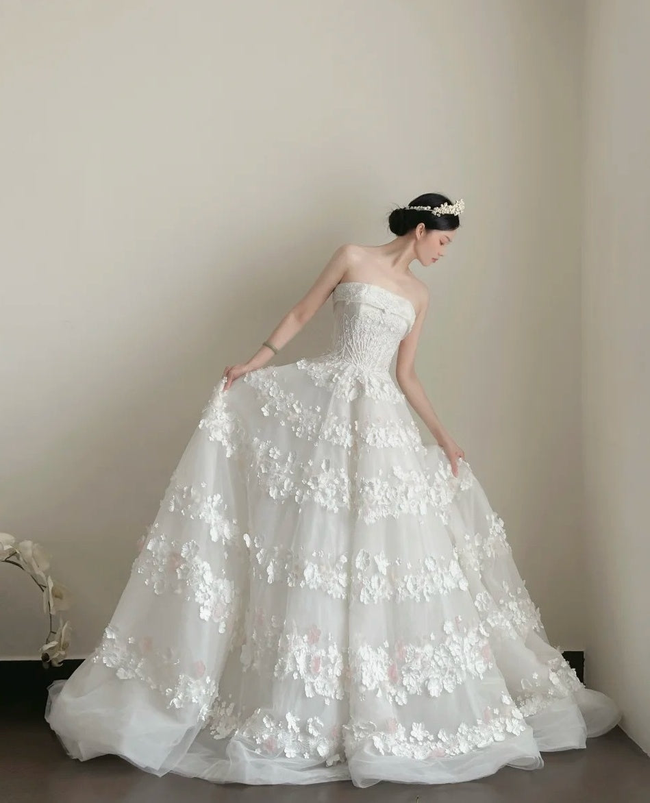 Elegant Wedding Dress Strapless Floral Wedding Dress HZ0319