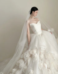 Stunning Wedding Dress Sweetheart Pleated Tulle Flower Wedding Dress HZ0319