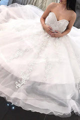 Princess Long Sweetheart A-line White Wedding Dress with Lace
