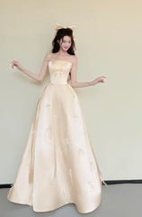 Chic Prom Dress Light Yellow Strapless Gala Dress Evening Gown Birthday Party Outfits HZ0319