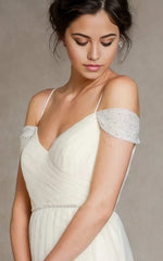 A-Line Off-the-Shoulder Spaghetti Straps Tulle Long Wedding Dress