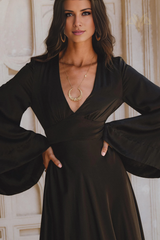 Jimiss V-neck long sleeved backless and floor length evening dress